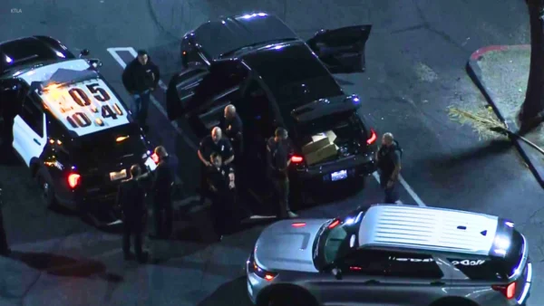 BMW Linked to Burglary Investigation Pursued Through Los Angeles, California 1 BMW Linked to Burglary Investigation Pursued Through Los Angeles, California