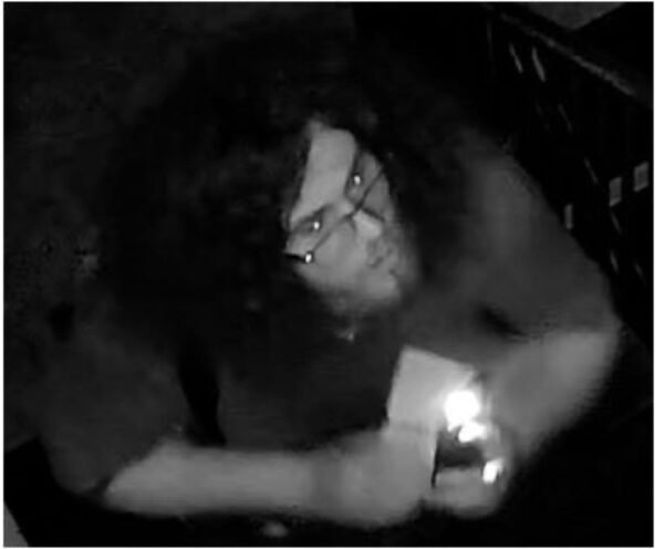 Three Suspects Sought After $5,500 Theft at Lincoln Church in Washington, D.C. 1 Three Suspects Sought After $5,500 Theft at Lincoln Church in Washington, D.C.