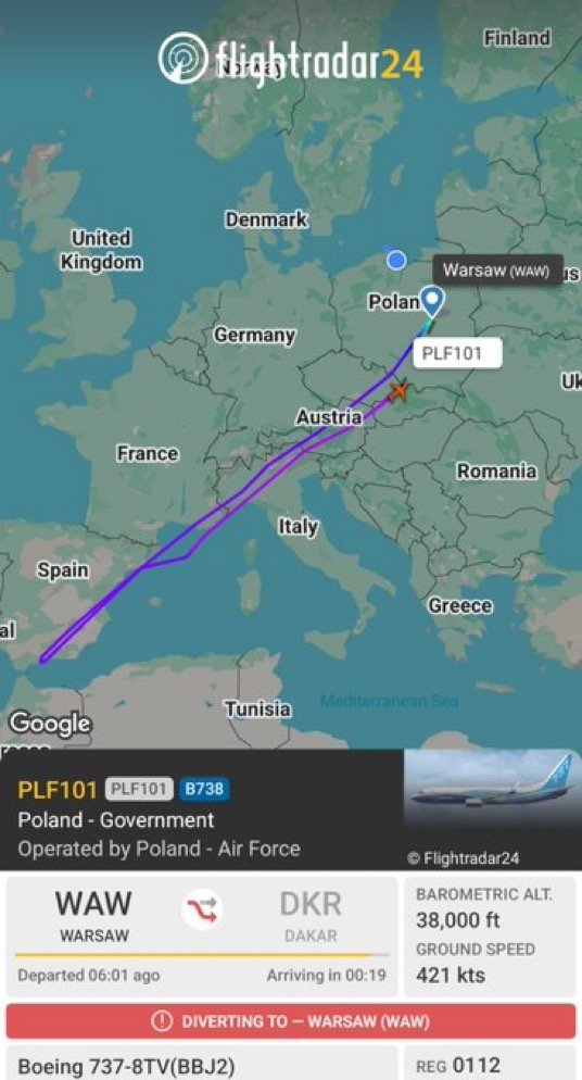 Zwei Regierungsflugzeuge sollen wieder im Luftraum über Polen sein 1 Zwei Regierungsflugzeuge sollen wieder im Luftraum über Polen sein