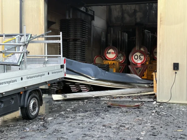 Brand verwoest Mal Verkeersservice