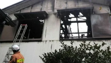 火災1人死亡 消防隊員は心肺停止