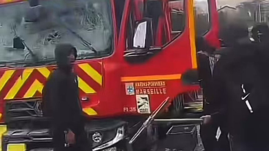 Vidéo : un camion de pompiers aurait été volé puis incendié lors de violences à Marseille 5 Vidéo : un camion de pompiers aurait été volé puis incendié lors de violences à Marseille