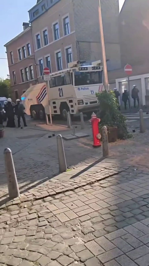 VÍDEO – Protestos estudantis em França chegam a Liège, na Bélgica