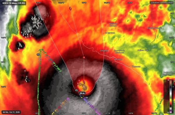 Hurricane Simon threatens Pérula with catastrophic storm surge as major hurricane nears Jalisco