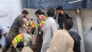 Peshawar school roof collapse kills at least 17 students and one teacher in Pakistan - Video