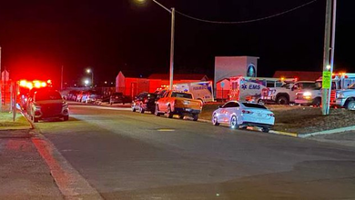 Brand auf CFB Wainwright: Tote und Verletzte auf Militärbasis in Alberta bestätigt — Video 1 Brand auf CFB Wainwright: Tote und Verletzte auf Militärbasis in Alberta bestätigt — Video