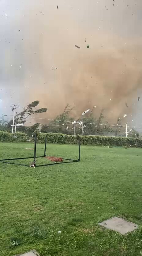 Requínoa Tornado Damages School in Chile; Preliminary EF2 Rating Reported - Video