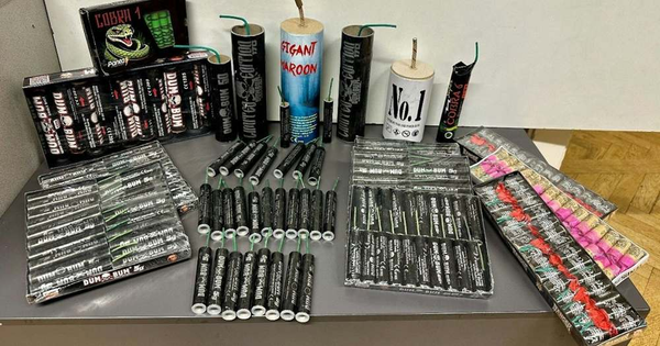 Vienna Police Seize 254 Fireworks During Train Checks in Austria
