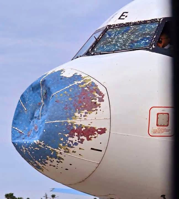 Yemenia Airways Airbus A320 Damaged by Hail on Flight to Amman, Jordan - Photos
