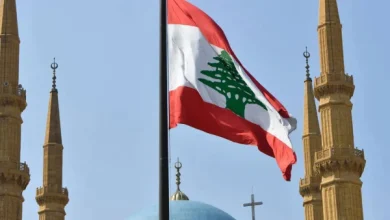 مرجع دستوري: مخاطر اللامركزية تتعاظم مع سيطرة قوى الأمر الواقع
