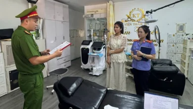 Khởi tố chủ tiệm thẩm mỹ dùng ảnh cắt ghép lừa khách tiêm filler