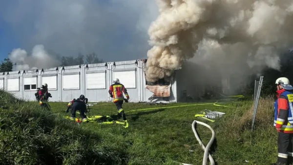 Vierkirchen: Polizei nimmt 26-Jährigen nach Brand in Geflüchtetenunterkunft fest
