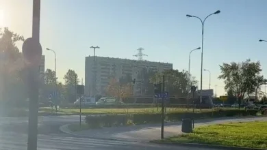 Wypadek na Retkini. Utrudnienia na ul. Wyszyńskiego i opóźnienia tramwajów w Łodzi 5 Wypadek na Retkini. Utrudnienia na ul. Wyszyńskiego i opóźnienia tramwajów w Łodzi
