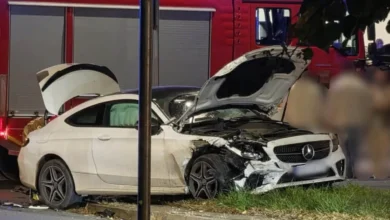 Wypadek w Krakowie na skrzyżowaniu ulic Pachońskiego i Wyki. Są ranni 4 Wypadek w Krakowie na skrzyżowaniu ulic Pachońskiego i Wyki. Są ranni
